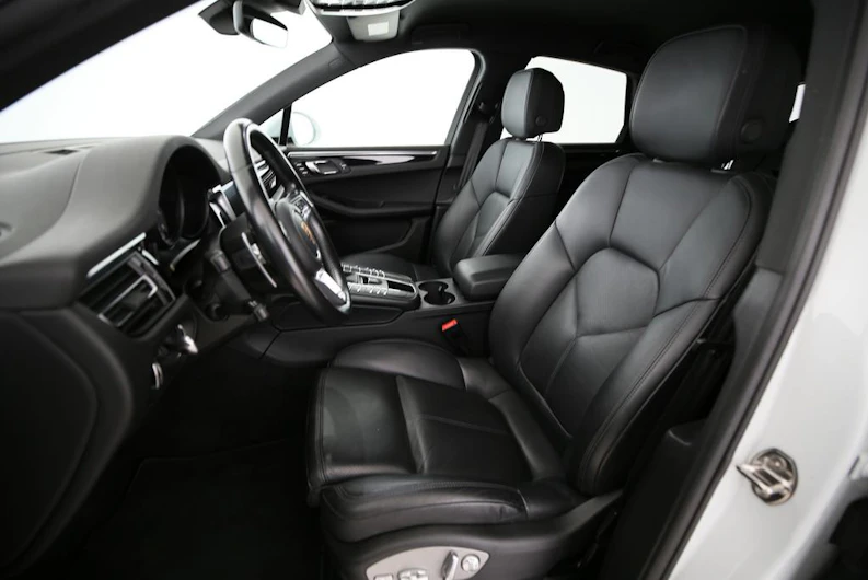 image du véhicule PORSCHE MACAN