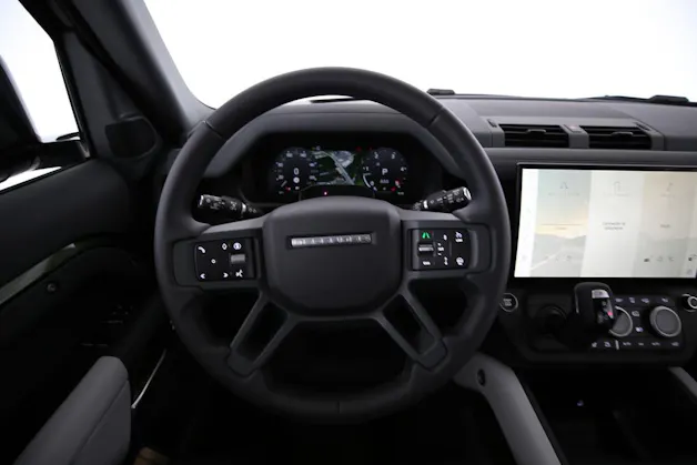 Land Rover Defender 90 3.0 D I6 250 X-Dynamic SE