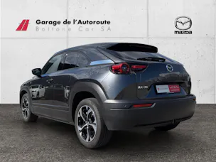MAZDA e-Skyactiv R-EV Advantage