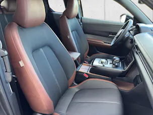 MAZDA e-Skyactiv R-EV Advantage