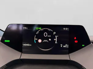 Toyota Prius 2.0 Plug-In-Hybrid Style
