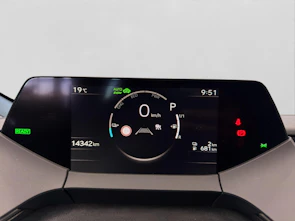 image du véhicule TOYOTA Prius 2.0 Plug-In-Hybrid Style