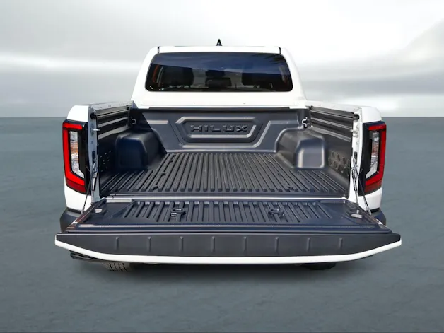 Toyota Hilux Double Cab.-Pick-up 2.8 D-4D MHEV 204 Style