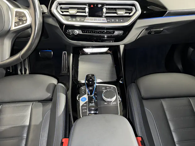 BMW iX3 Impressive
