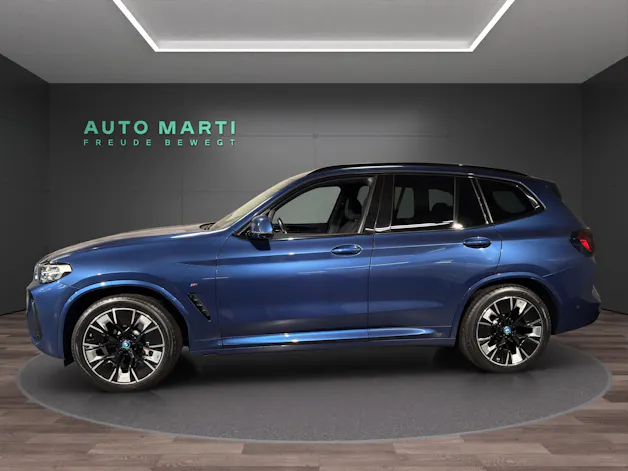 BMW iX3  Impressive