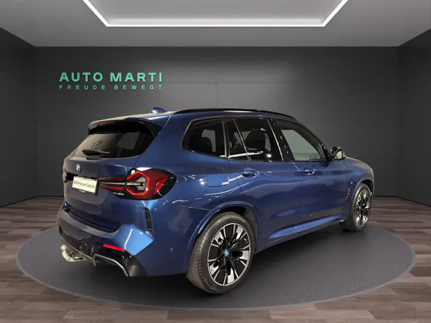 BMW iX3 Impressive