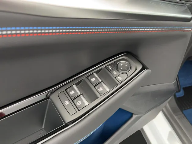 RENAULT Rafale 1.2 E-Tech Plug-in Atelier Alpine