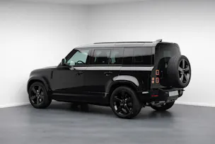 Land Rover Defender 110 3.0 D I6 350 X-Dynamic HSE