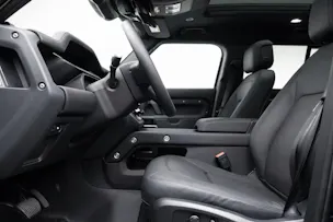 Land Rover Defender 110 3.0 D I6 350 X-Dynamic HSE