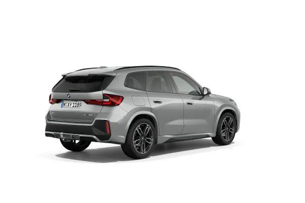 BMW X1 23i M Sport xDrive U11 (CH) AHK  📍