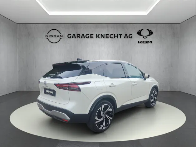NISSAN Qashqai 1.3 DIG-T Tekna+ 4x4