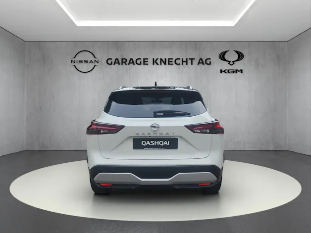 NISSAN Qashqai 1.3 DIG-T Tekna+ 4x4