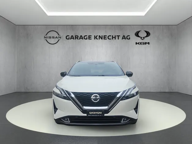 NISSAN Qashqai 1.3 DIG-T Tekna+ 4x4