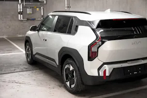 Kia EV3 81 kWh Earth 4x4