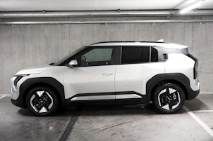 Fahrzeugbild KIA EV3 81 kWh Earth 4x4