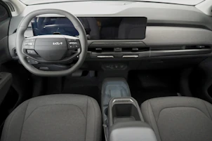 Fahrzeugbild KIA EV3 81 kWh Earth 4x4