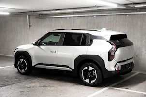 Fahrzeugbild KIA EV3 81 kWh Earth 4x4
