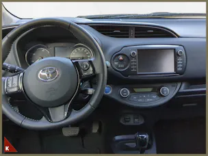 Toyota Yaris 1.5 VVT-i HSD Trend