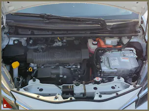 Toyota Yaris 1.5 VVT-i HSD Trend