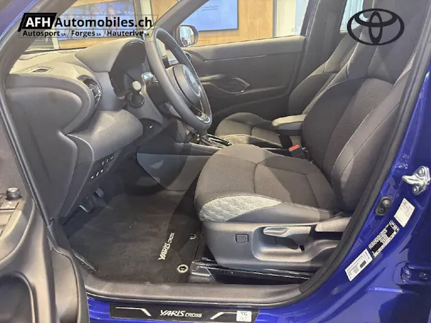 Toyota Yaris Cross 1.5 VVT-i HSD Premium AWD-i