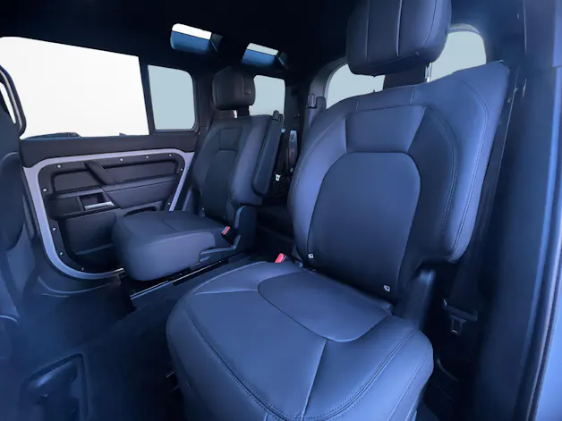 Land Rover Defender 110 3.0 D I6 350 Vertex