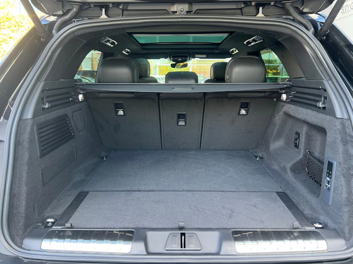 Fahrzeugbild LAND ROVER RANGE ROVER SPORT