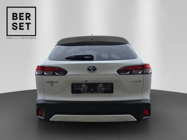 Toyota Corolla Cross 2.0 HSD Trend AWD-i