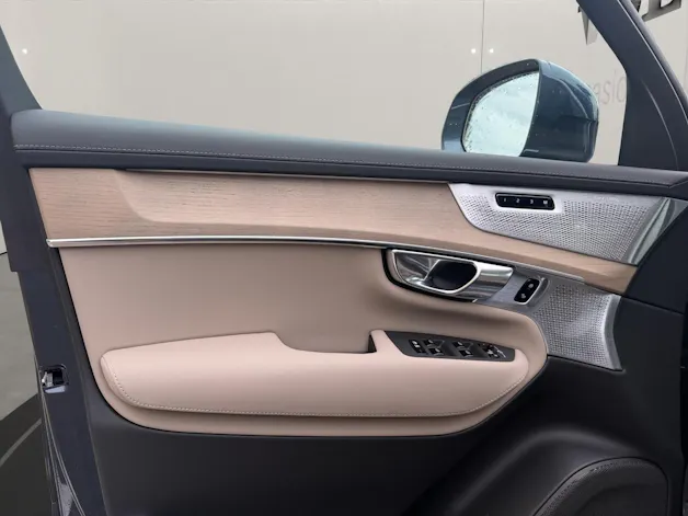 VOLVO XC90 2.0 T8 TE Ultra Bright eAWD