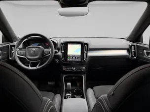 VOLVO XC40 2.0 B4 MH Plus Dark