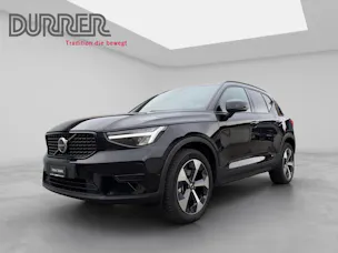 VOLVO XC40 2.0 B4 MH Plus Dark