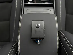 VOLVO XC40 2.0 B4 MH Plus Dark