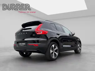 VOLVO XC40 2.0 B4 MH Plus Dark