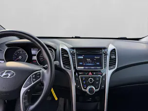 HYUNDAI i30 1.6 GDi Amplia