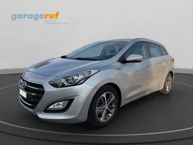 HYUNDAI i30 1.6 GDi Amplia
