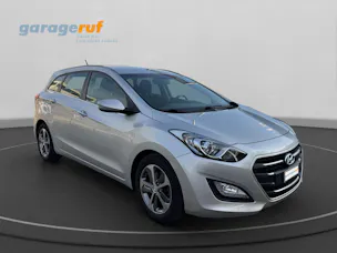 HYUNDAI i30 1.6 GDi Amplia