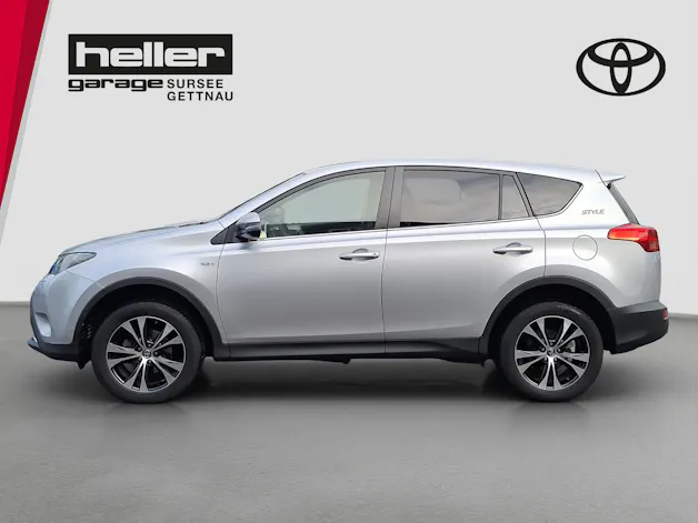 Toyota RAV4 2.0i VMa Style MdS