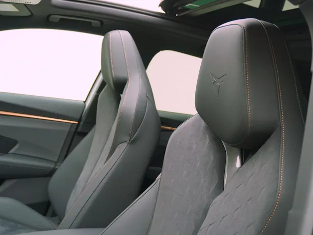 CUPRA Terramar 1.5 DSG e-Plug-in-HYBRID VZ