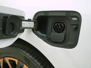 CUPRA Terramar 1.5 DSG e-Plug-in-HYBRID VZ