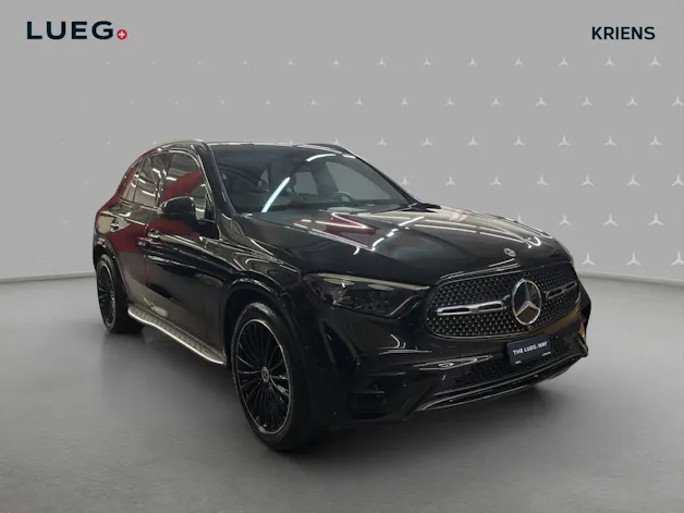MERCEDES-BENZ GLC 300 4M - AMG / 360 Grad Kamera / Panorama-Dach / Soundsystem