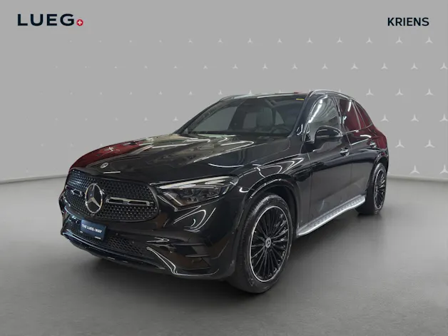MERCEDES-BENZ GLC 300 4M - AMG / 360 Grad Kamera / Panorama-Dach / Soundsystem