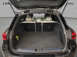 MERCEDES-BENZ GLC 300 4M - AMG / 360 Grad Kamera / Panorama-Dach / Soundsystem
