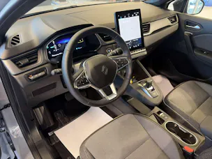 RENAULT Captur 1.8 E-Tech 160 Techno DHT-Automat