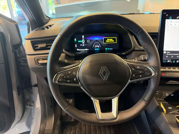 RENAULT Captur 1.8 E-Tech 160 Techno DHT-Automat