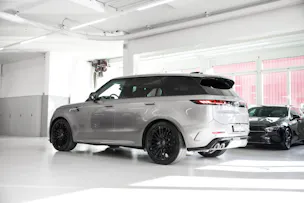 Land Rover Range Rover Sport P635 4.4 V8 SV Edition One Carbon *5 Jahre Werksgarantie*