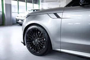 Land Rover Range Rover Sport P635 4.4 V8 SV Edition One Carbon *5 Jahre Werksgarantie*