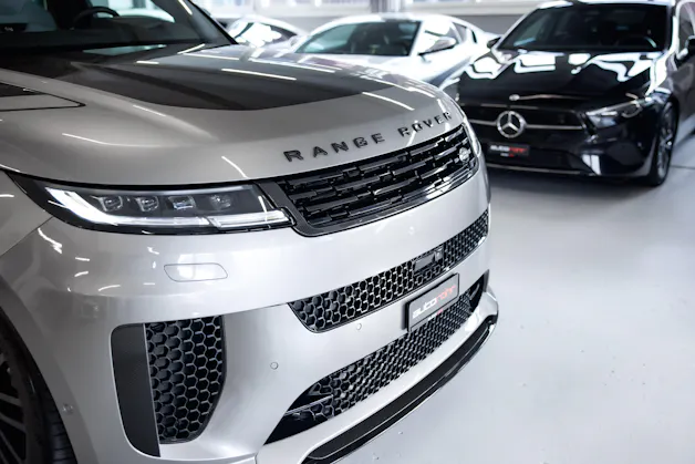 Land Rover Range Rover Sport P635 4.4 V8 SV Edition One Carbon *5 Jahre Werksgarantie*
