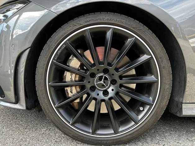 MERCEDES-BENZ CLA Shooting Brake 180 d 7G-DCT AMG Line