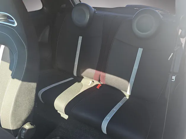 FIAT 595 Abarth 1.4 T-Jet 140