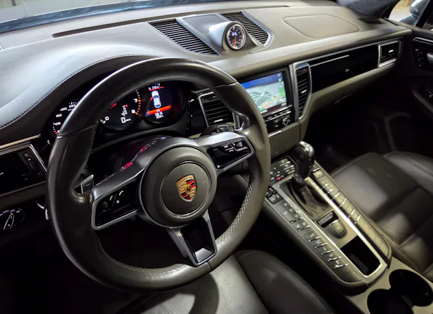 PORSCHE Macan 3.6 V6 Turbo