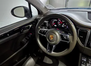 PORSCHE Macan 3.6 V6 Turbo